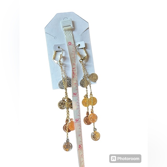 New Gold Plated Medallion Earrings - Picture 3 of 3